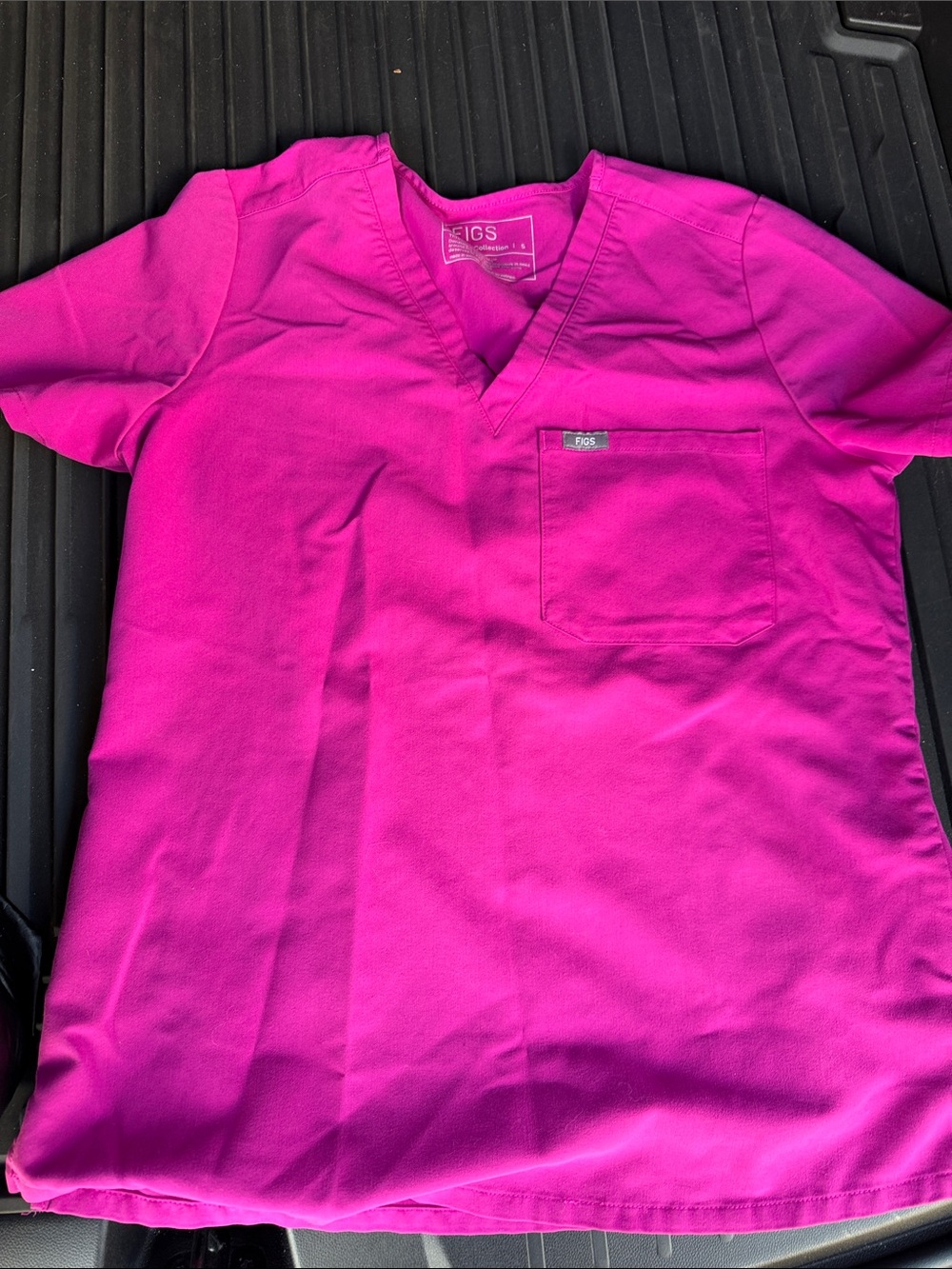 Figs Women's Raspberry Sorbet set - Picture 5 of 5
